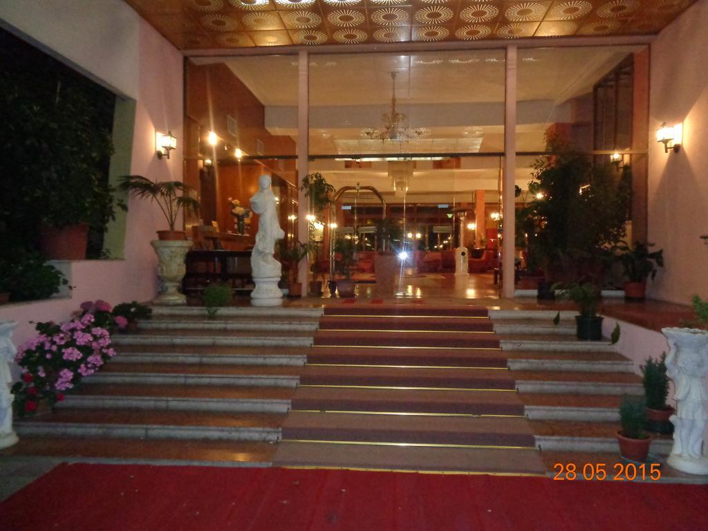 Hotel Continental Lido di Jesolo Kültér fotó