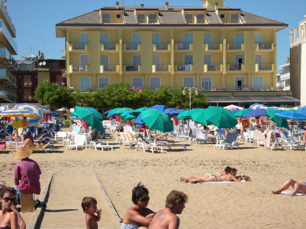 Hotel Continental Lido di Jesolo Kültér fotó