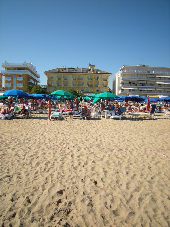 Hotel Continental Lido di Jesolo Kültér fotó
