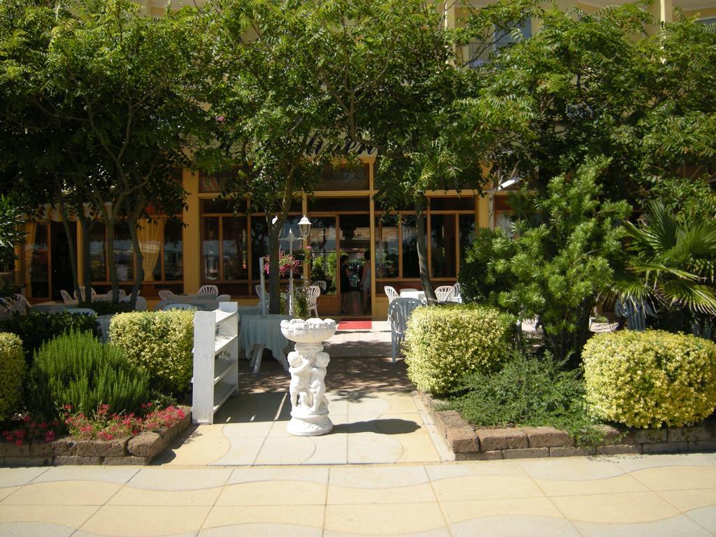 Hotel Continental Lido di Jesolo Kültér fotó