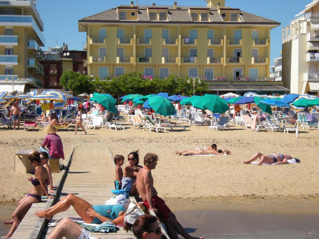 Hotel Continental Lido di Jesolo Kültér fotó
