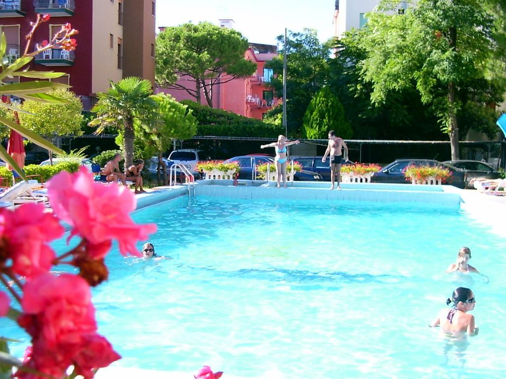Hotel Continental Lido di Jesolo Kültér fotó