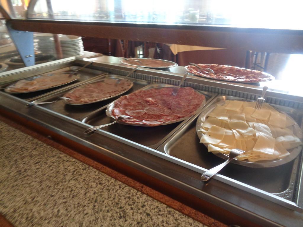 Hotel Continental Lido di Jesolo Kültér fotó